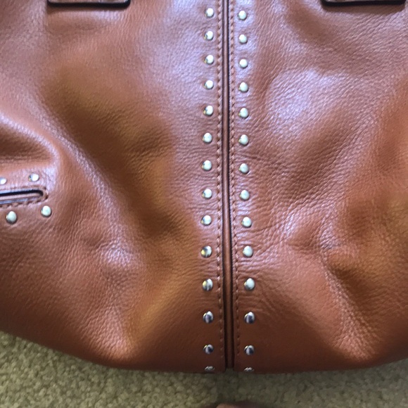 Handbag - Picture 10 of 15